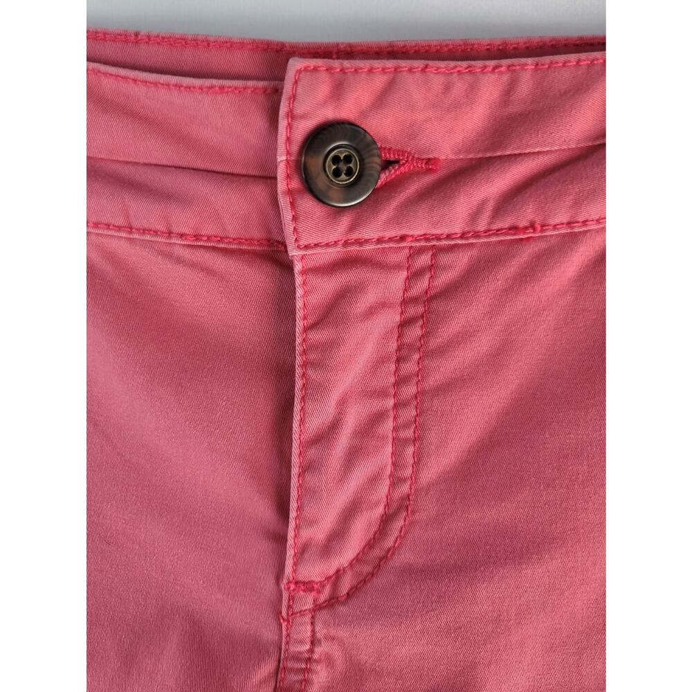 2/$15 MAURICES Distressed Coral Lace Trimmed Mid Rise Shorts in Women's Size 5/6 - Picture 9 of 16